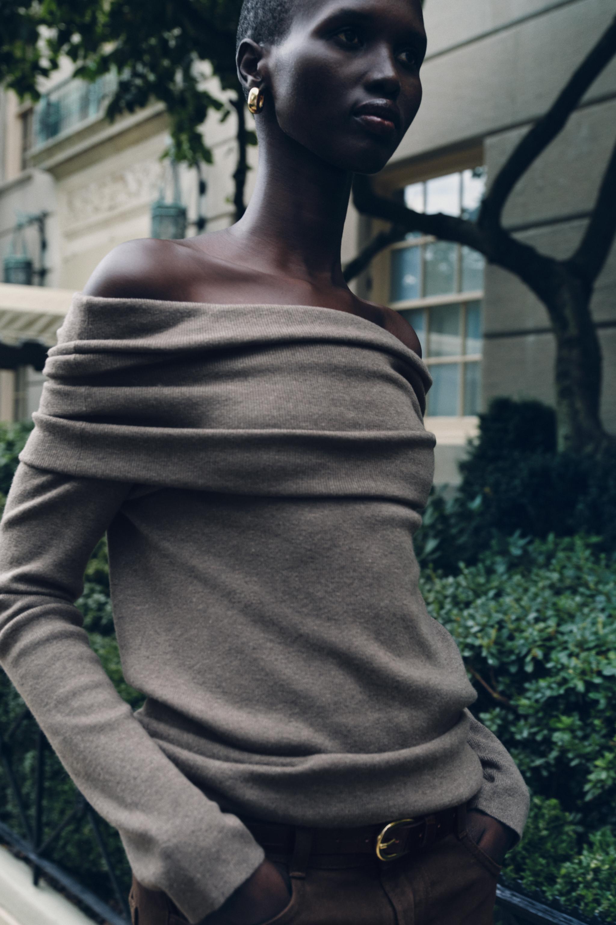 今期 売り切れ ZARA サテンビスチェ ベアトップ オフショルダー S 今期 売り切れ ZARA サテンビスチェ ベアトップ オフショルダー