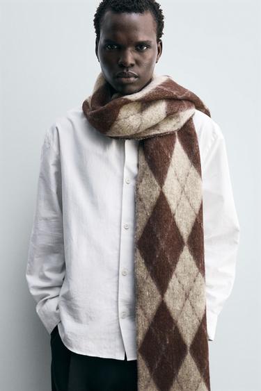 DIAMOND JACQUARD SCARF - Beige-brown by Zara - Image 0