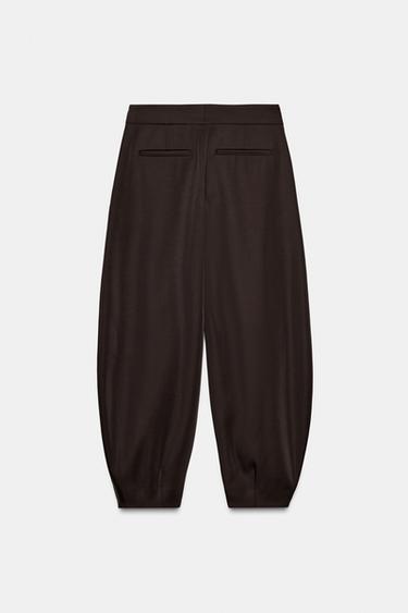 PANTALON CAROTTE SATINÉ - Marron foncé de Zara - Image 6