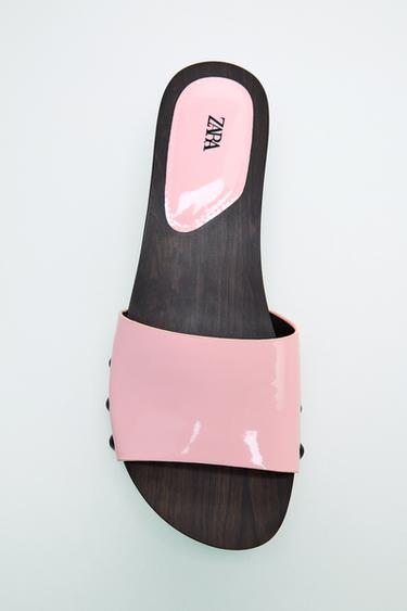 FAUX PATENT WEDGE SANDALS - Pink by Zara