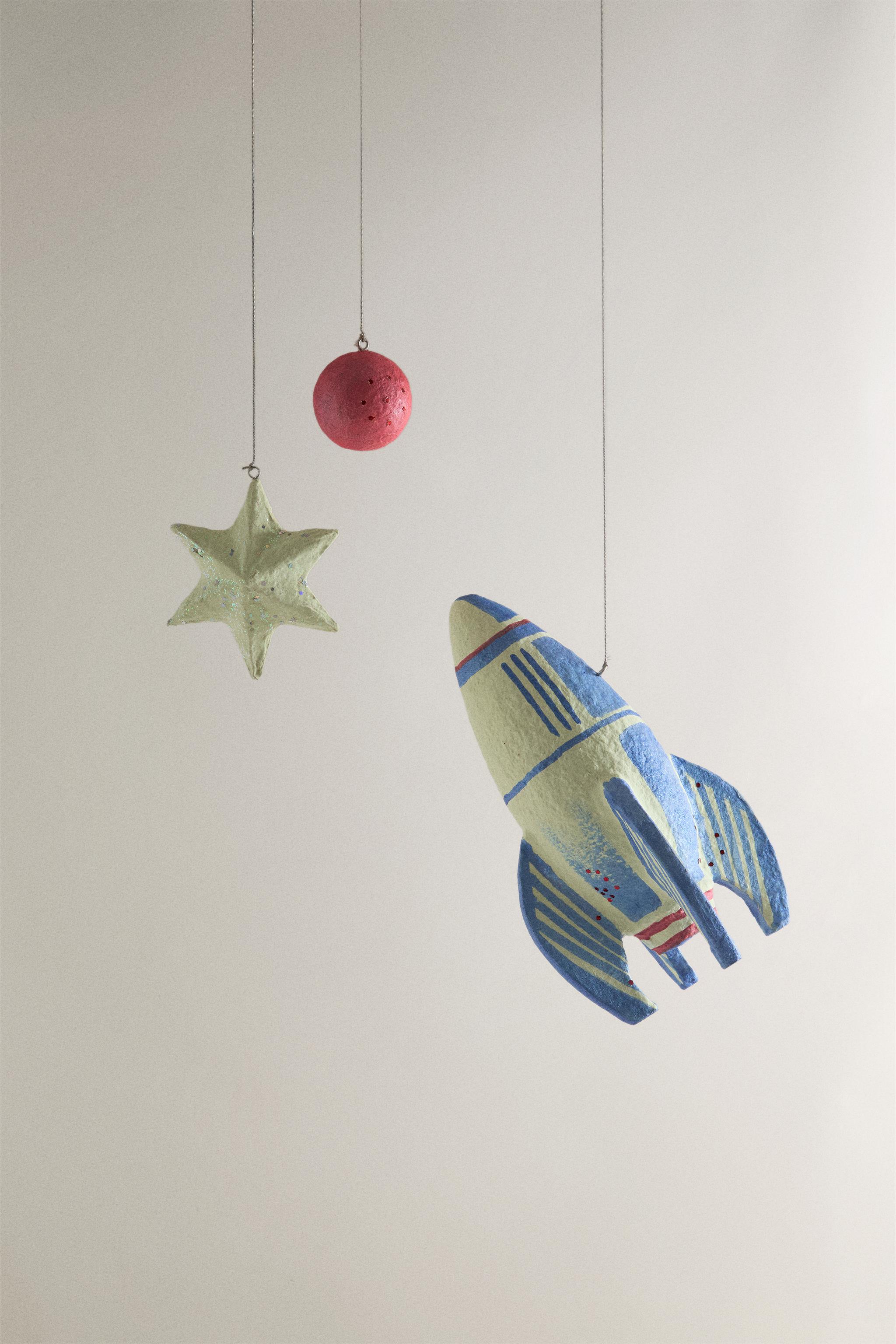 Zara KIDS' DECORATIVE SPACE HANGING ORNAMENTS (SET OF 3)