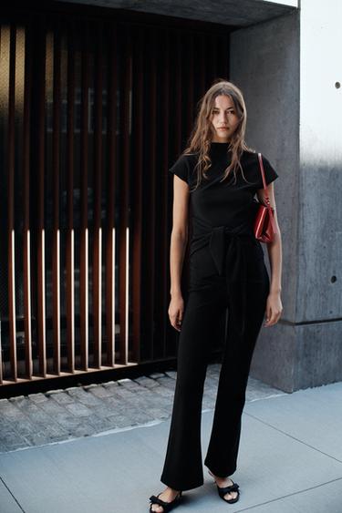 Zara TOP S DRAPIRANIM POJASOM – Crna – Slika 0