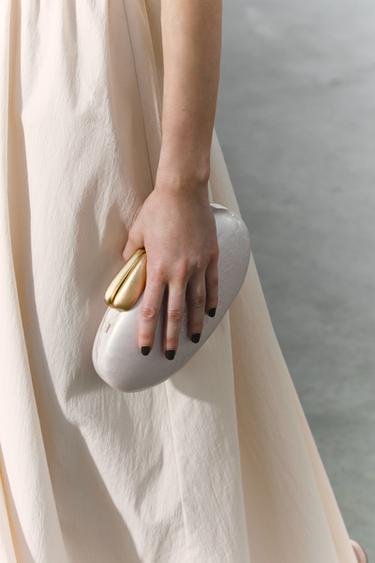 GOLD CLASP BOX BAG - white by Zara