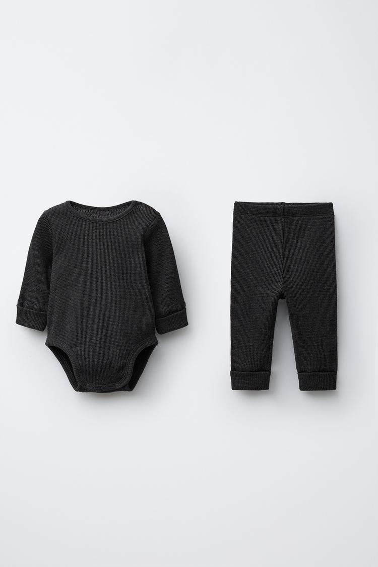 ENSEMBLE BODY ET LEGGING GAUFRÉ Gris anthracite ZARA France