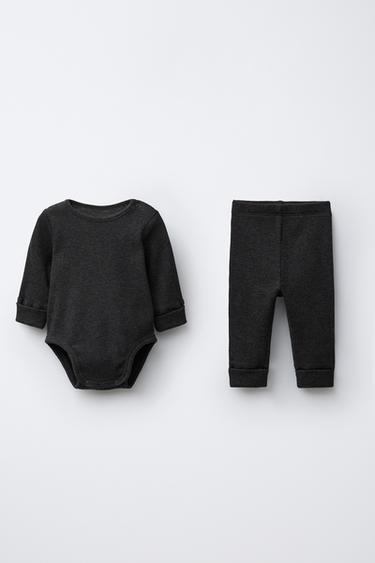 SET BODYSUIT VÀ QUẦN LEGGING VẢI WAFFLE - Màu xám than từ Zara