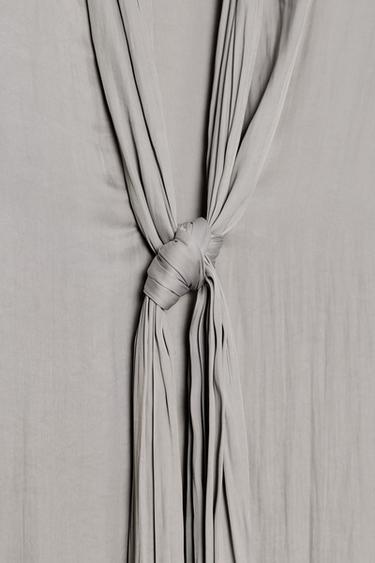 BLOUSE COL EN V AVEC NŒUD ZW COLLECTION - Gris perle de Zara - Image 9