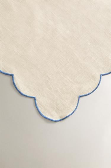 TABLECLOTH WITH COLOURED SCALLOPED EDGE - Blue by Zara - Image 1
