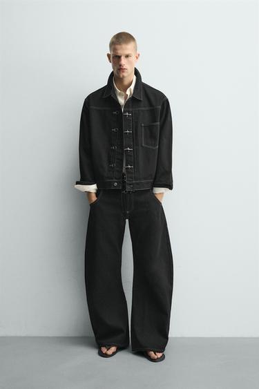 トグルボタン バレルフィットパンツブラックZaraのトグルボタン バレルフィットパンツ - ブラック 