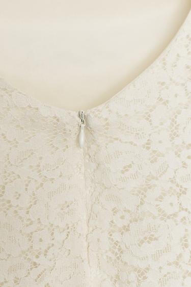 ROBE COURTE EN DENTELLE - Blanc cassé de Zara - Image 6