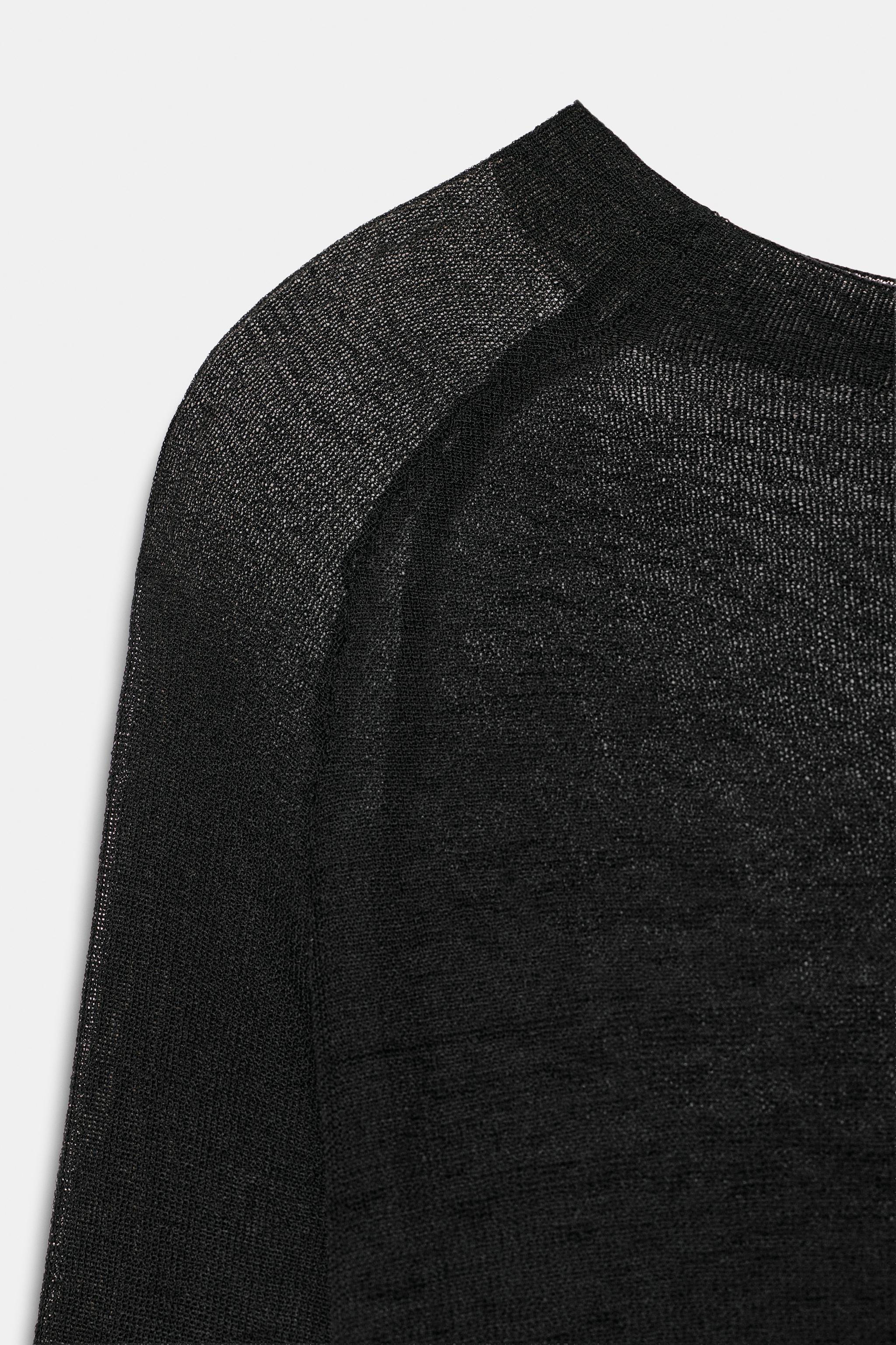FINE-KNIT TOP