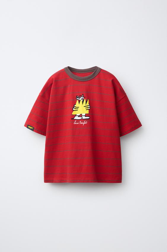 CAMISETA RAYAS ESTAMPADO LUCAS BEAUFORT © - Rojo de Zara - Imagen 0