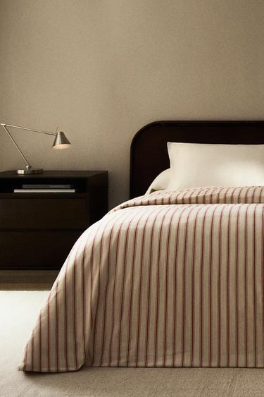STRIPED PERCALE DUVET COVER (300 THREAD COUNT) - Red by Zara