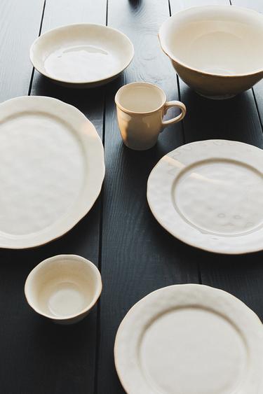 ΣΕΤ - 939 του Zara