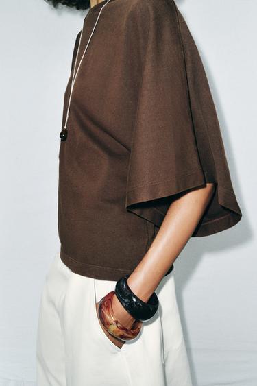 CAMISETA LAVADA MANGA CAPA - Marrón de Zara