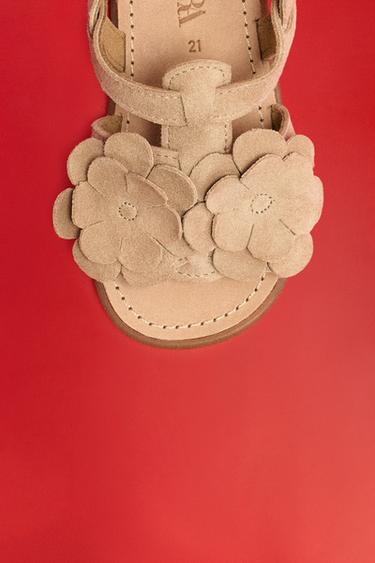 LEATHER SANDALS WITH FLORAL DETAIL - Gold by Zara - Image 9