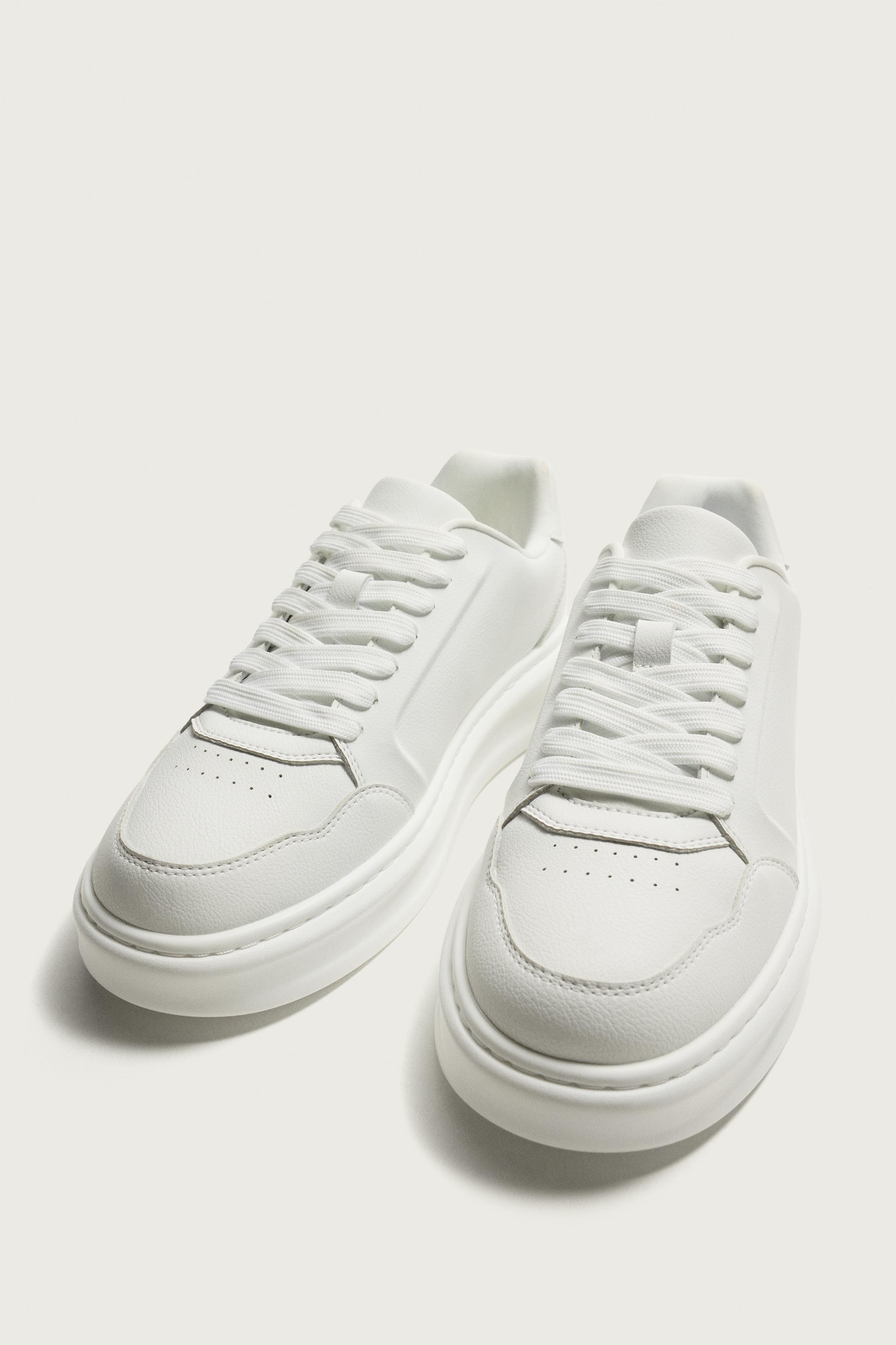 CHUNKY SNEAKERS