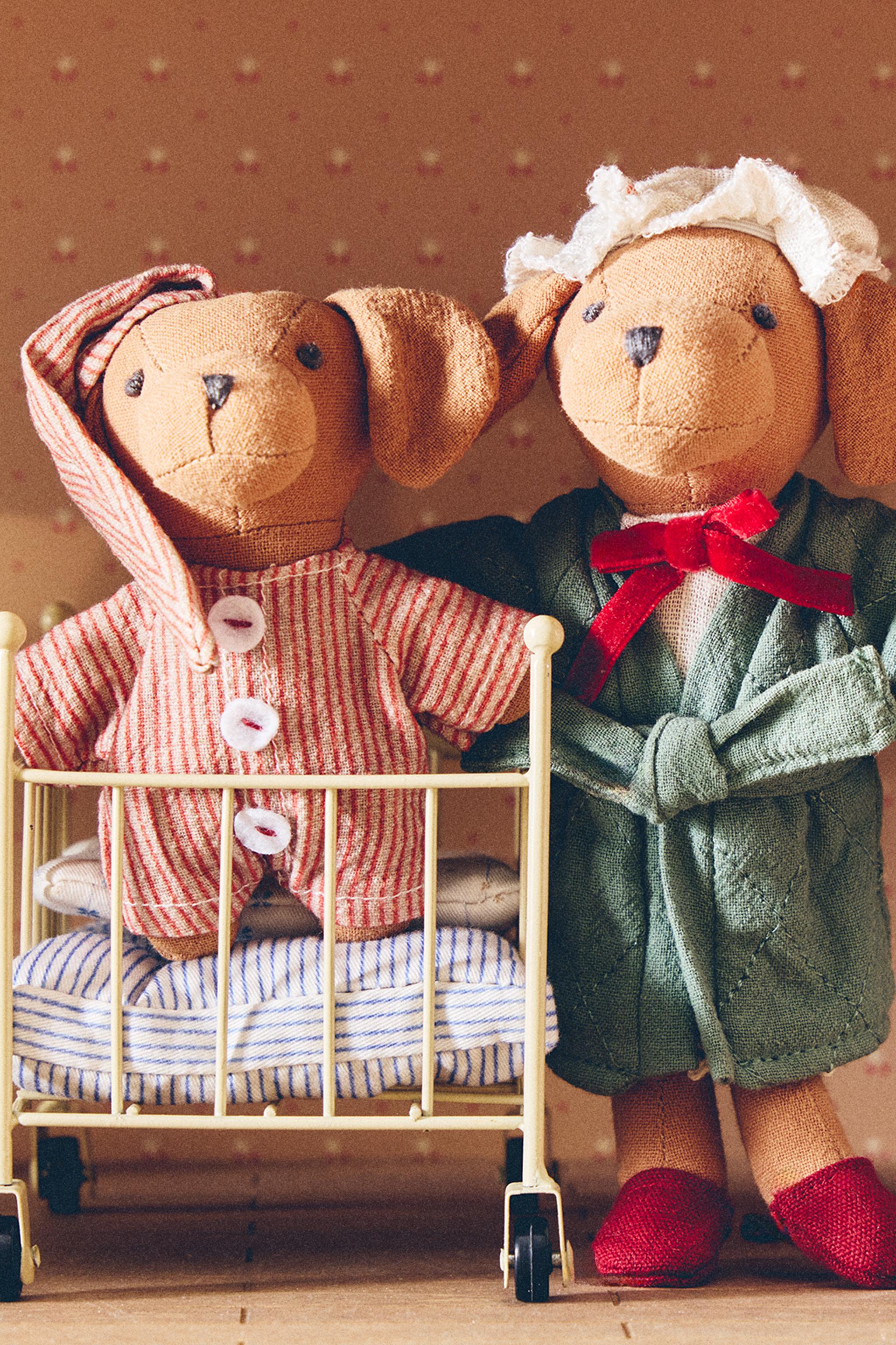 LOT DE 3 PELUCHES POUR ENFANT FAMILLE CHIENS