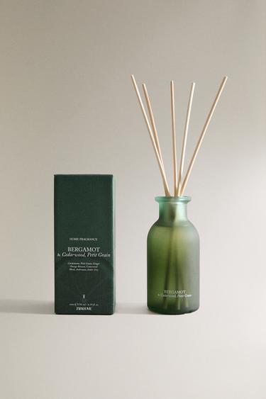 (195 ML) BERGAMOT & CEDAR WOOD, PETIT GRAIN SCENTED REED DIFFUSERS - pistachio green by Zara