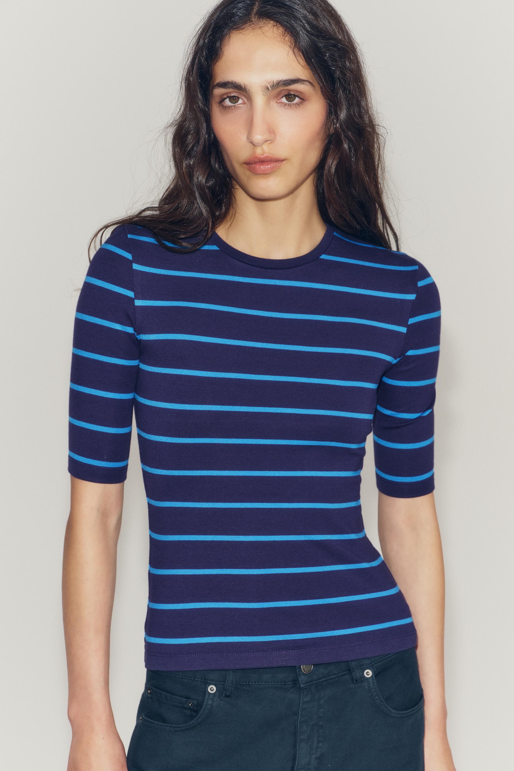 ELBOW-SLEEVE T-SHIRT