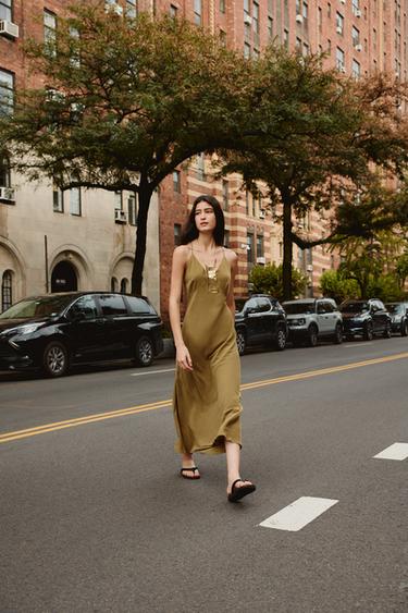 VESTIDO LENCERO ZW COLLECTION - Khaki de Zara