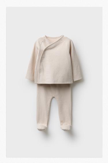 TEXTURED T-SHIRT AND LEGGINGS SET - Sand by Zara