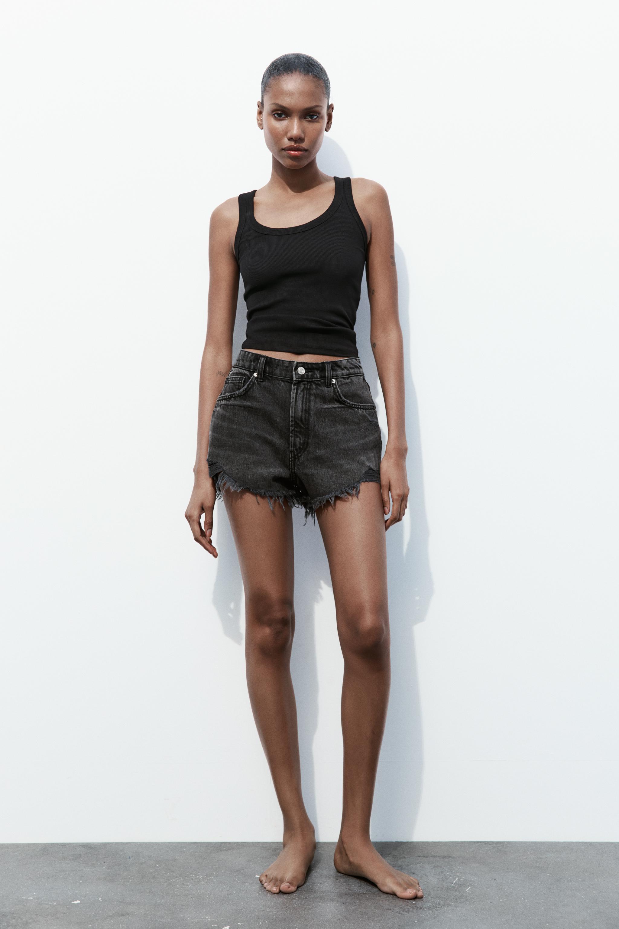 Women s Black Shorts ZARA United Kingdom