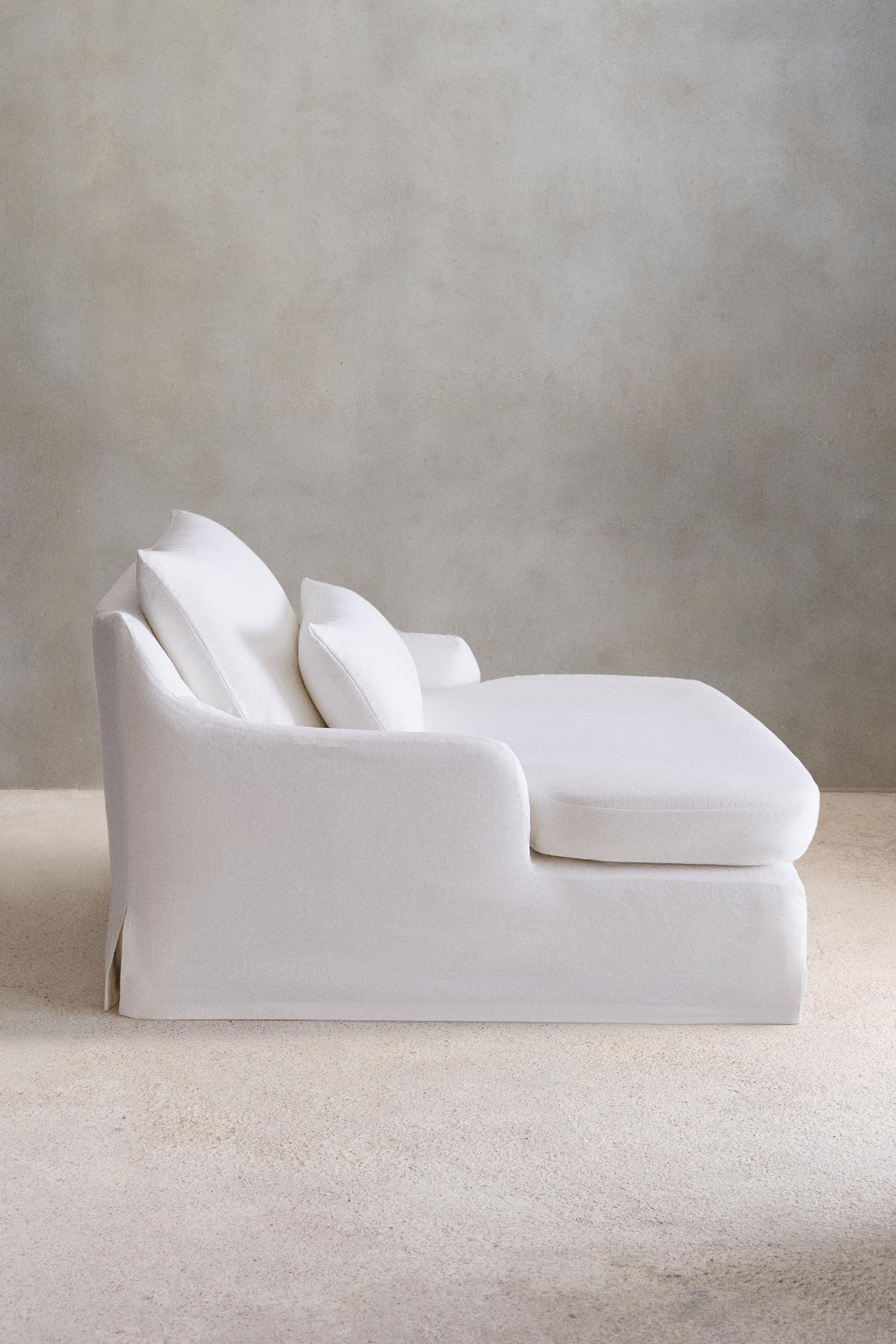 LOVESEAT 01 — Ecru