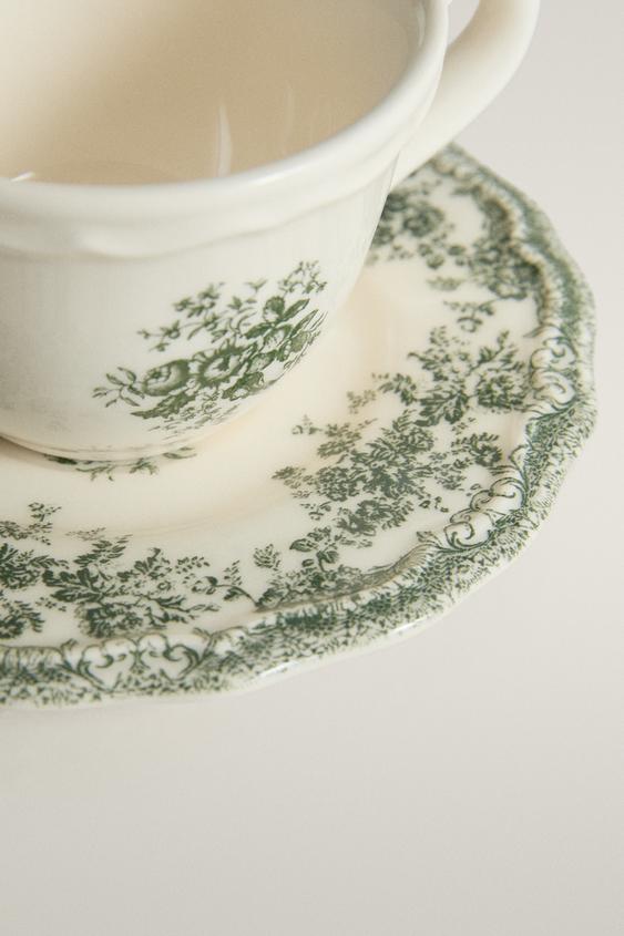 TASSE À CAFÉ AVEC SOUCOUPE À MOTIF FLORAL - Vert olive de Zara - Image 3