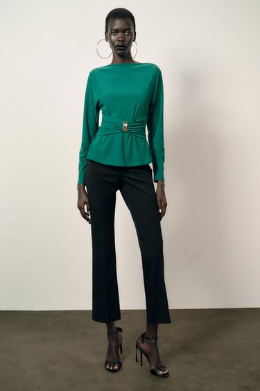 T-SHIRT TAILLE DRAPÉE - Vert de Zara
