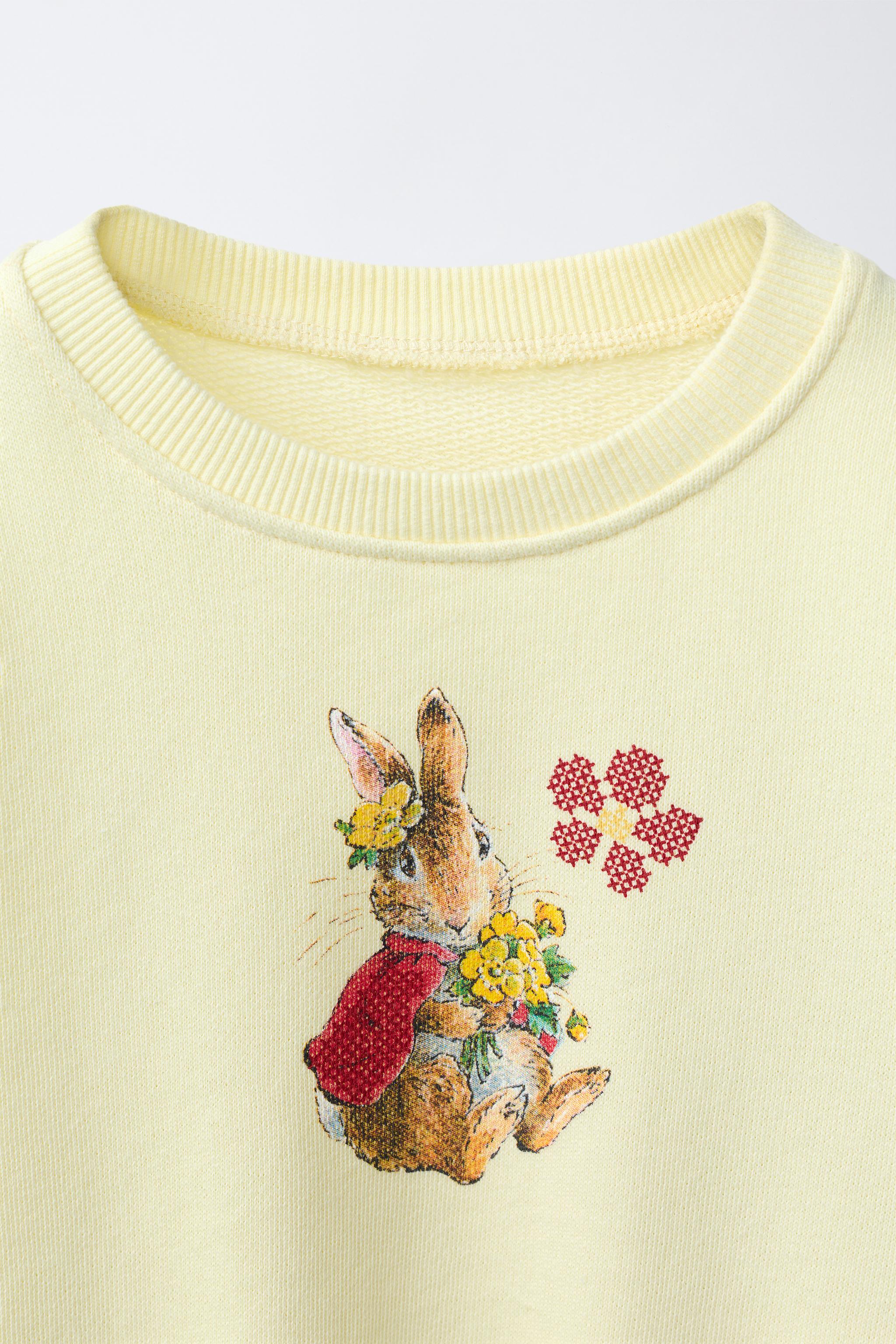 PETER RABBIT ™ SWEATSHIRT
