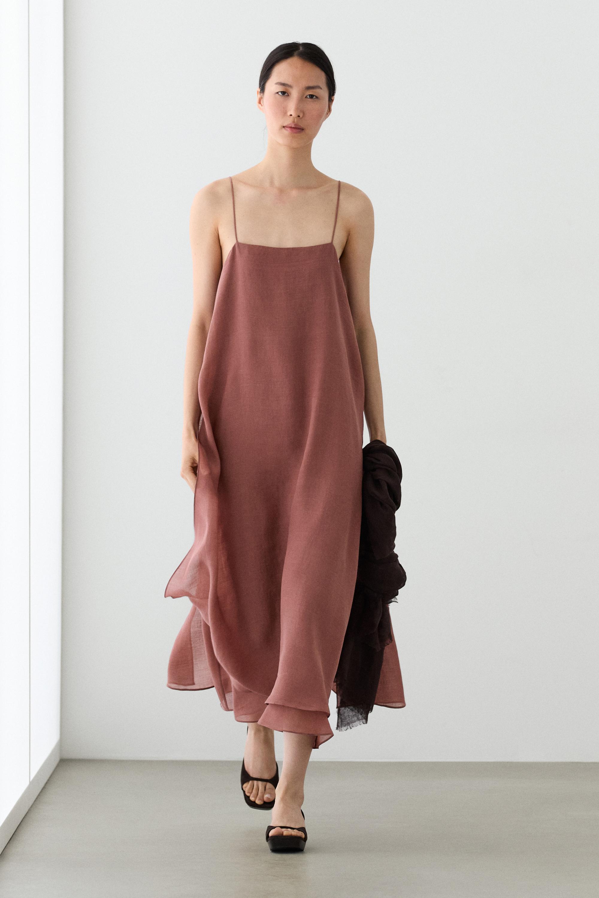 Robe midi fluide superposée