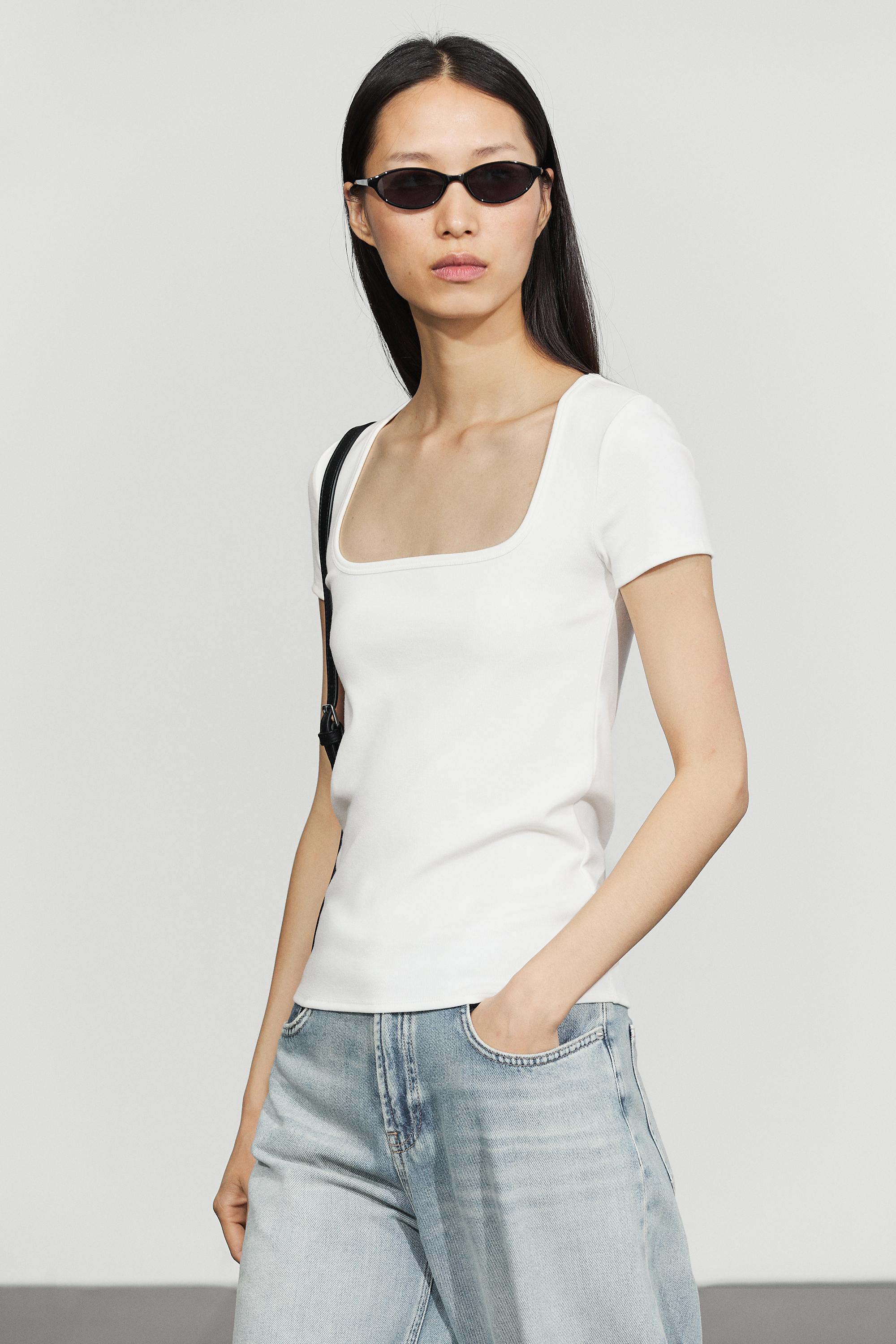 Short sleeve square neckline T-shirt — White