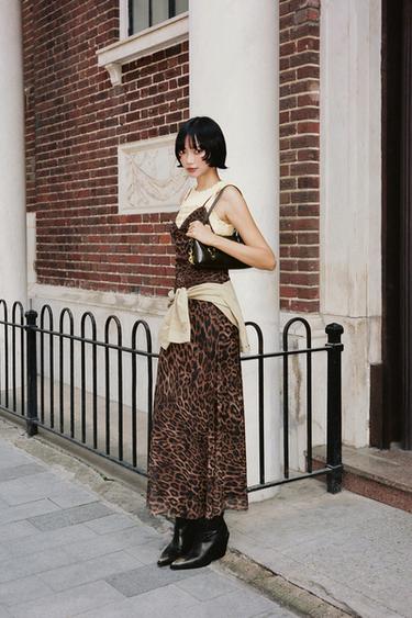 LOOK - Anthracite Grey by Zara