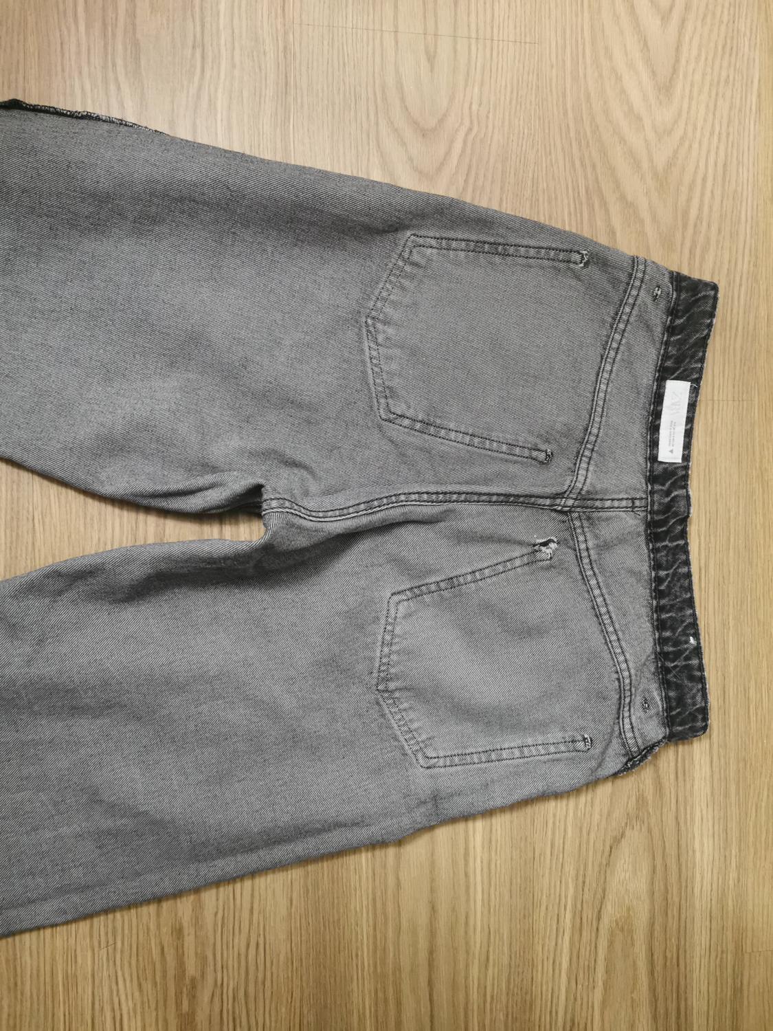 Z1975 MOM-FIT HIGH-WAIST JEANS - Image 8