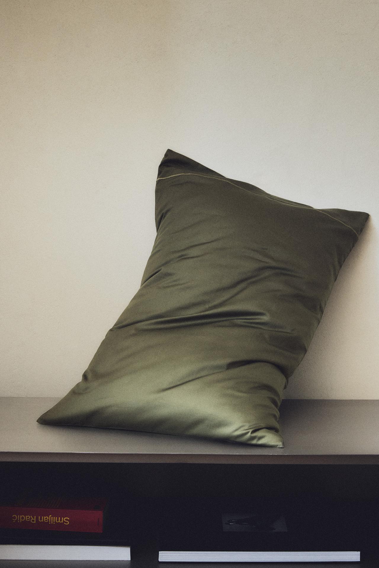 SATEEN PILLOWCASE WITH FESTOON DESIGN (300 THREAD COUNT) — Khaki
