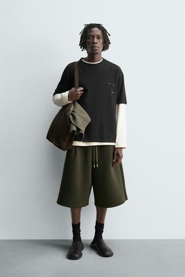 CAMISETA ESTAMPADO ANILLOS - Negro de Zara