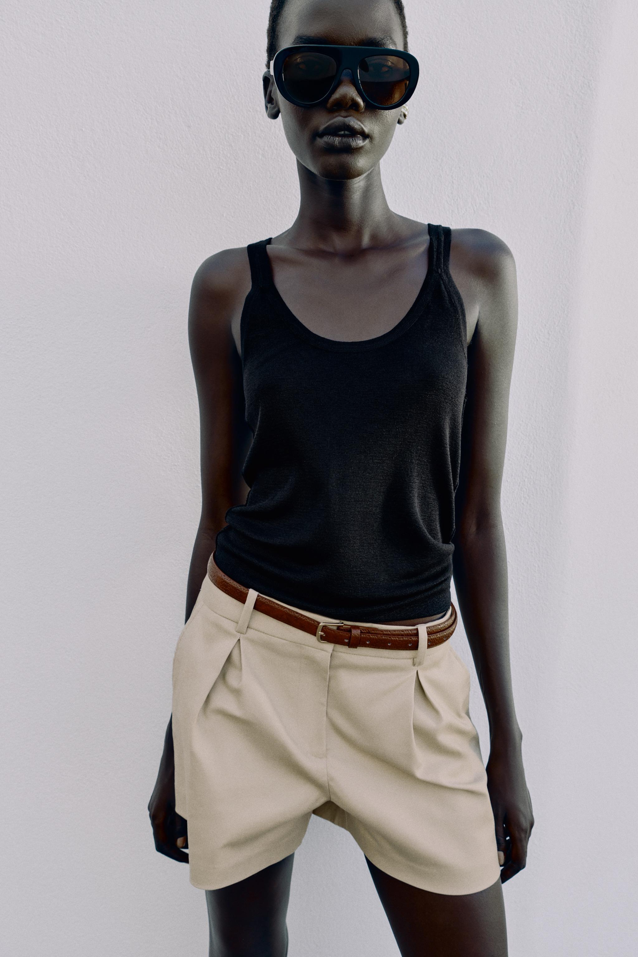 BELTED PLEATED SHORTS — Light camel