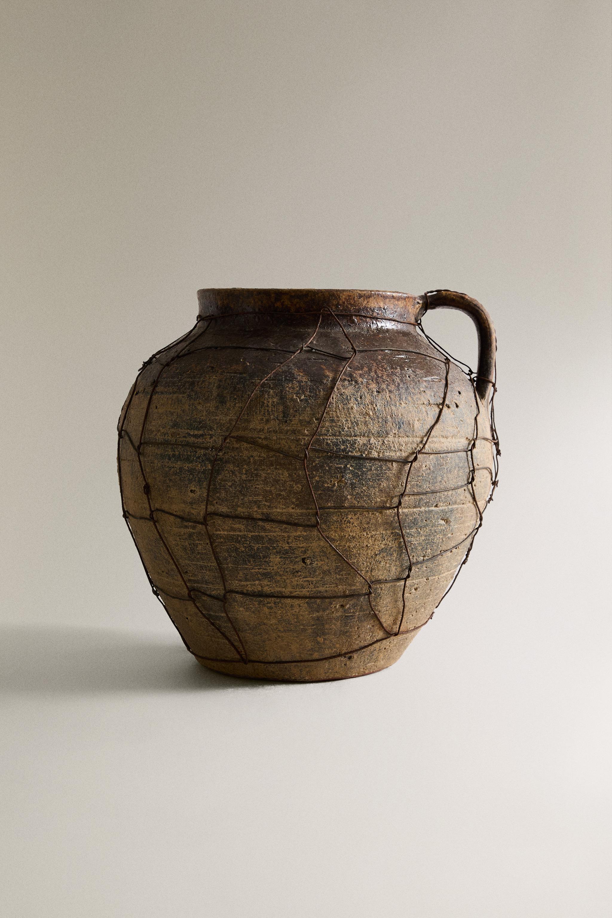 VASE TERRE CUITE GRILLAGÉ