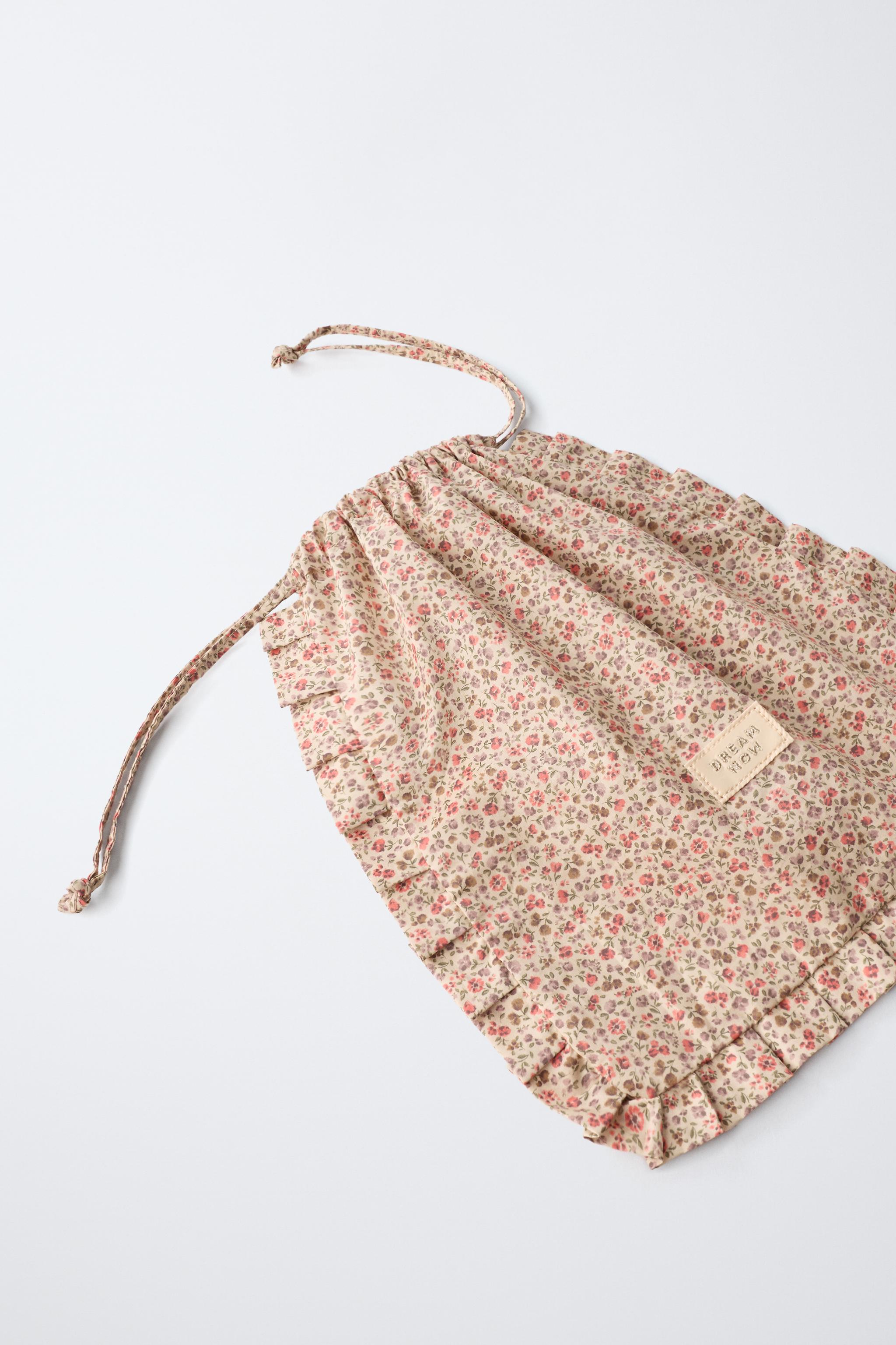 FLORAL POUCH