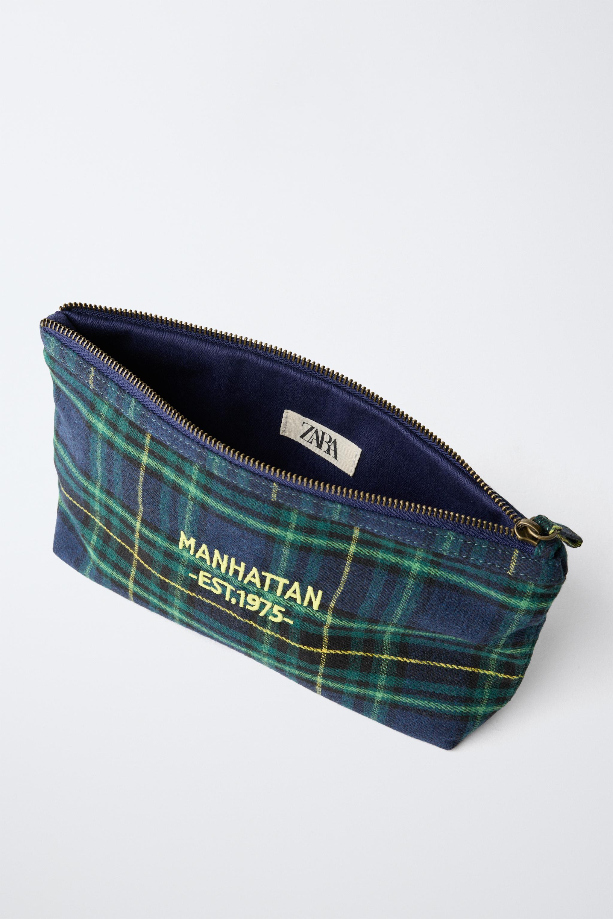 PLAID TOILETRY BAG