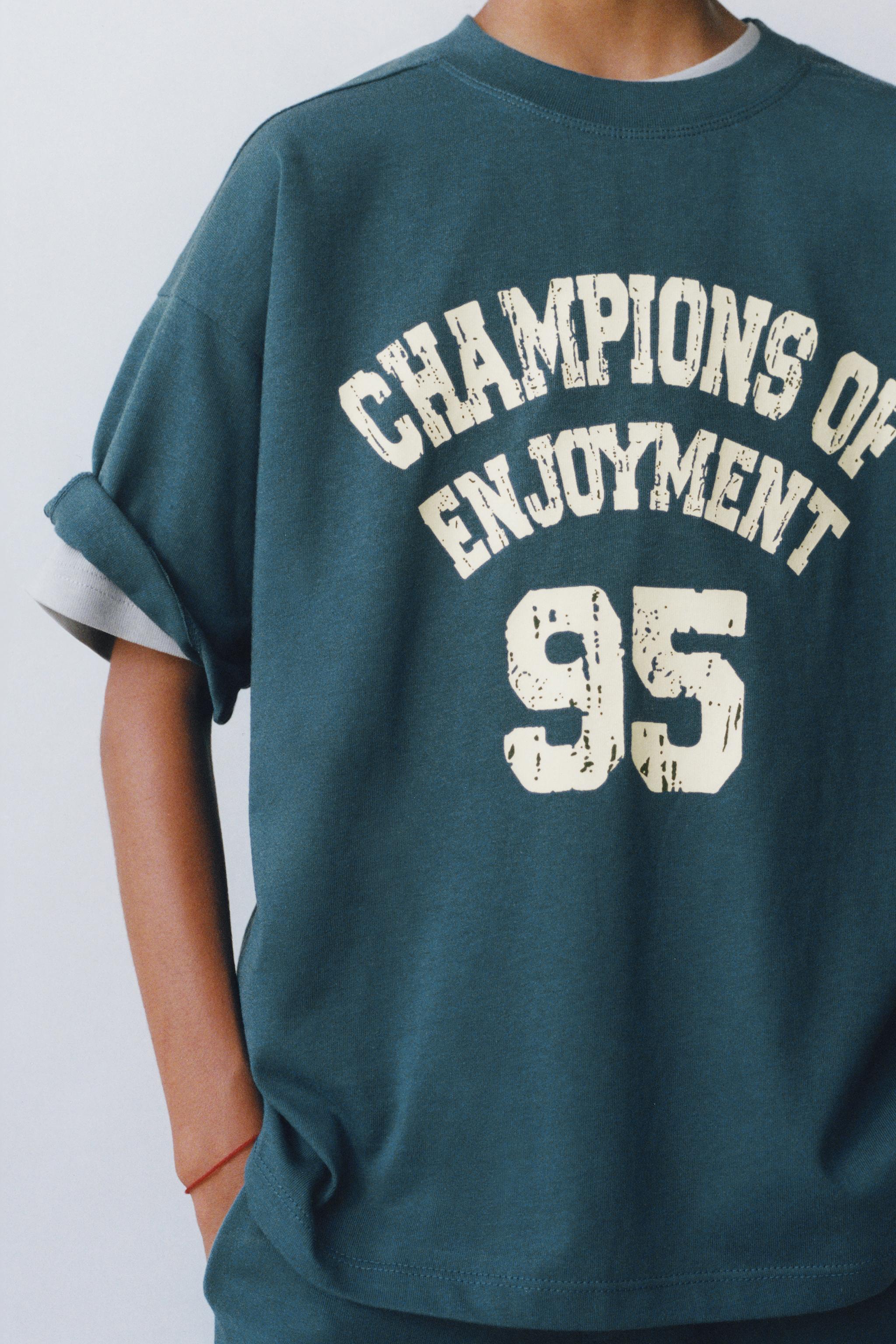 TEXT PRINT T-SHIRT AND BERMUDA SET