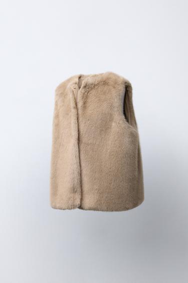 GILET EN FAUSSE FOURRURE - Marron clair de Zara - Image 1