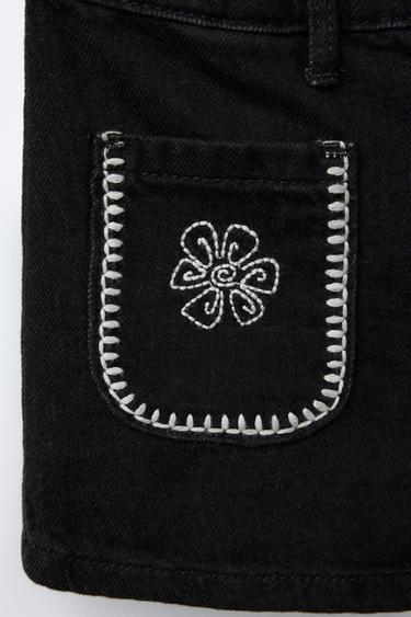 EMBROIDERED DENIM BERMUDA SHORTS - Black by Zara - Image 3