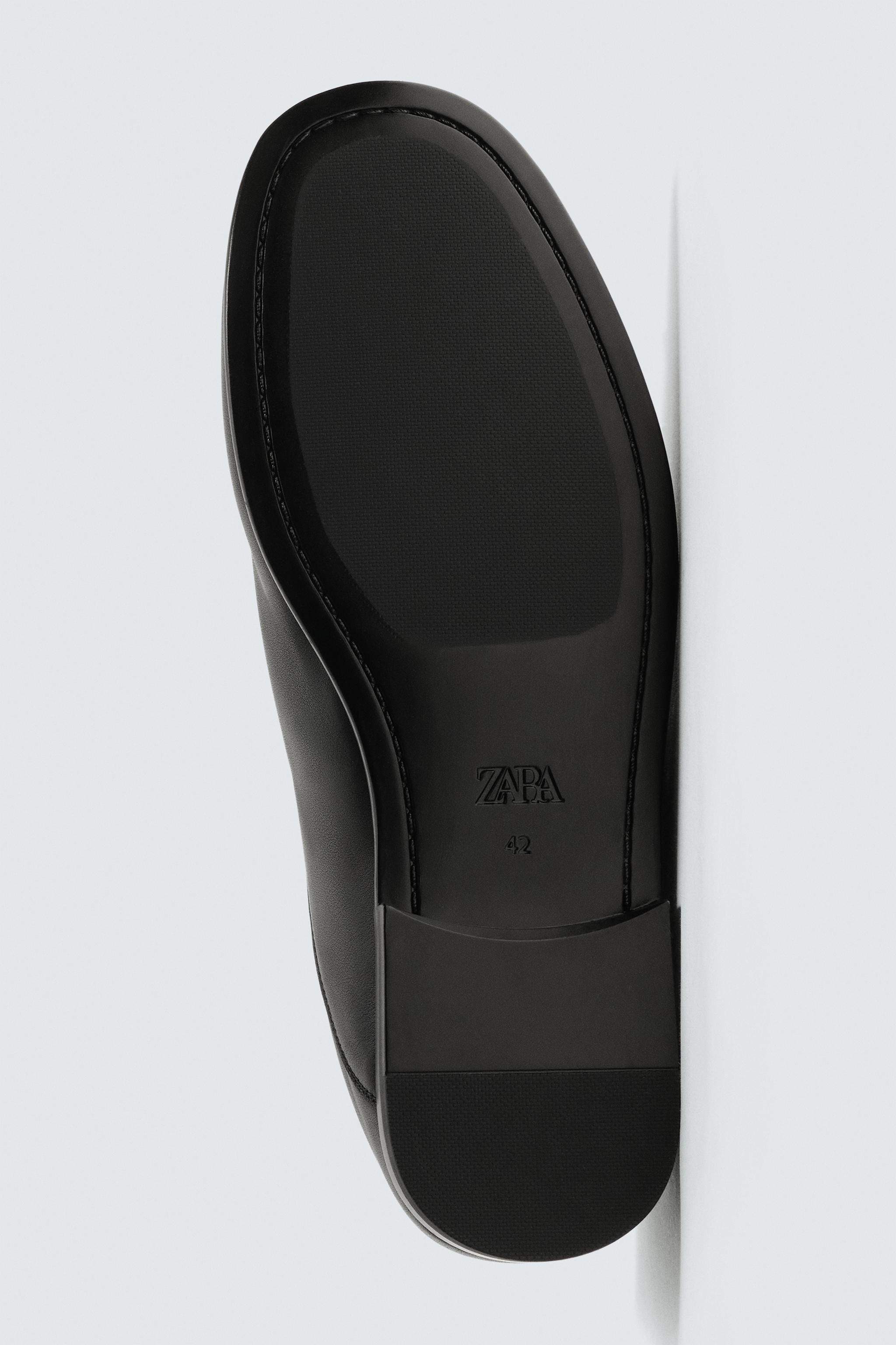 LEATHER LOAFERS