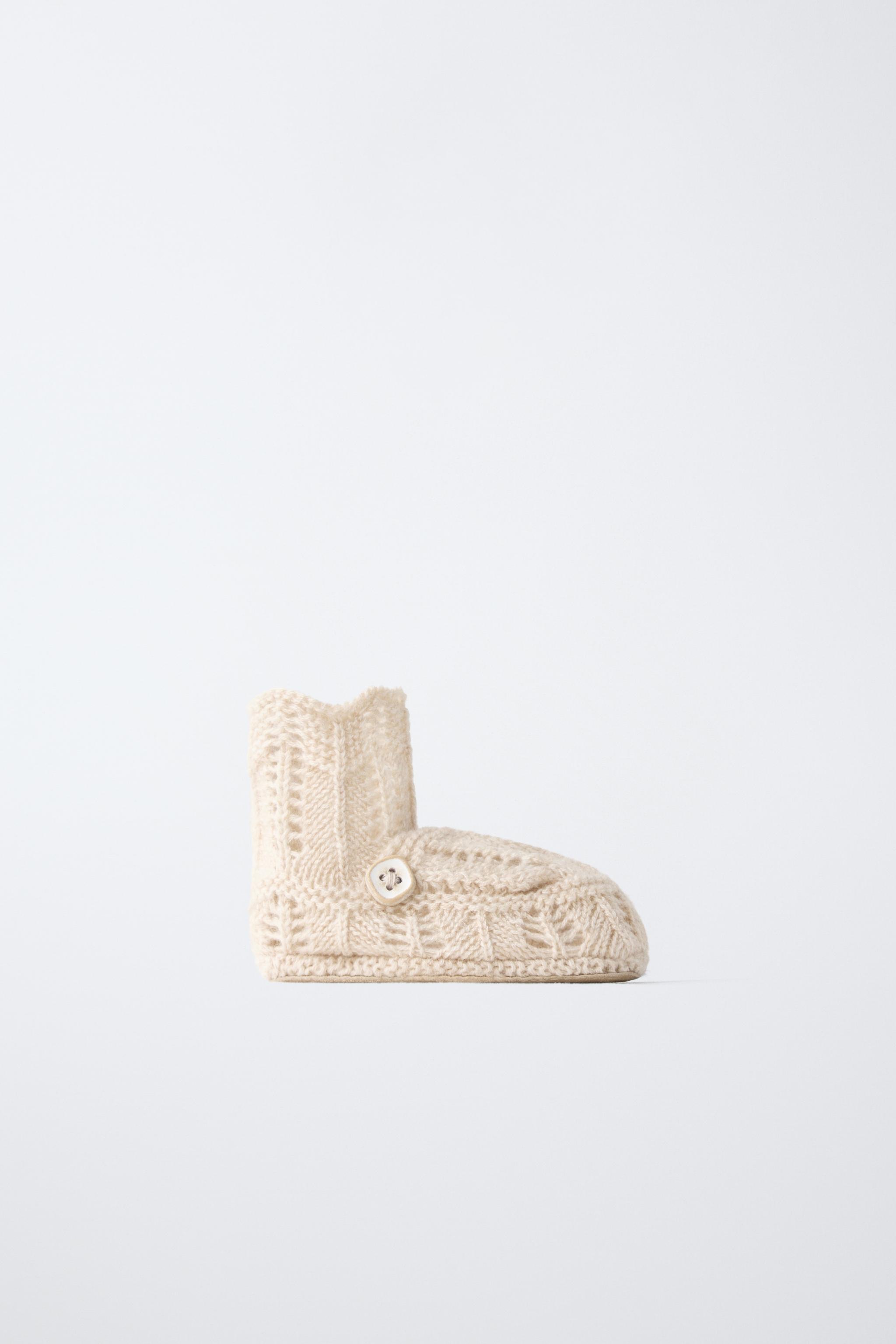 DETAIL BOOTIES