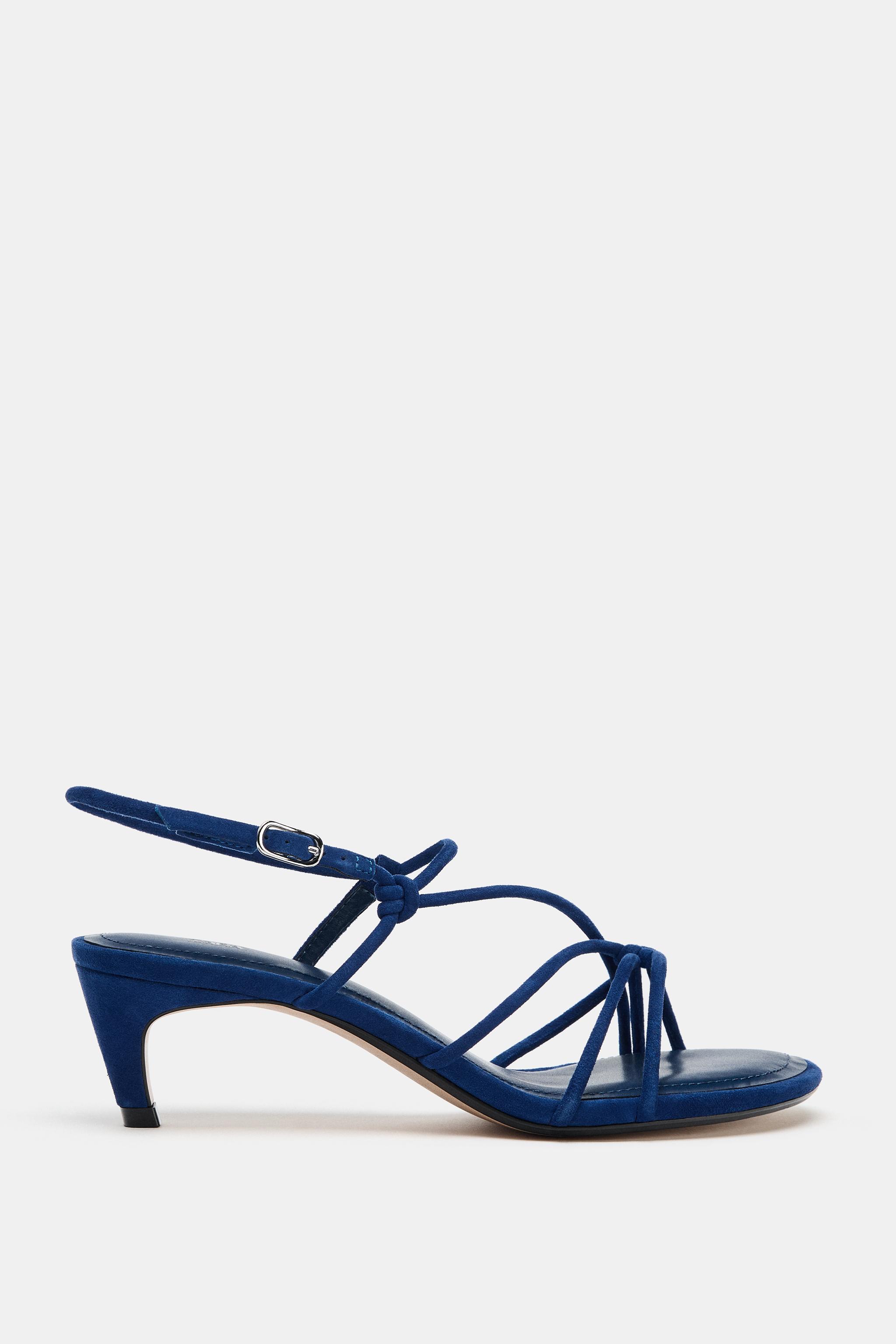 LEATHER HEELED SANDALS WITH KNOTS