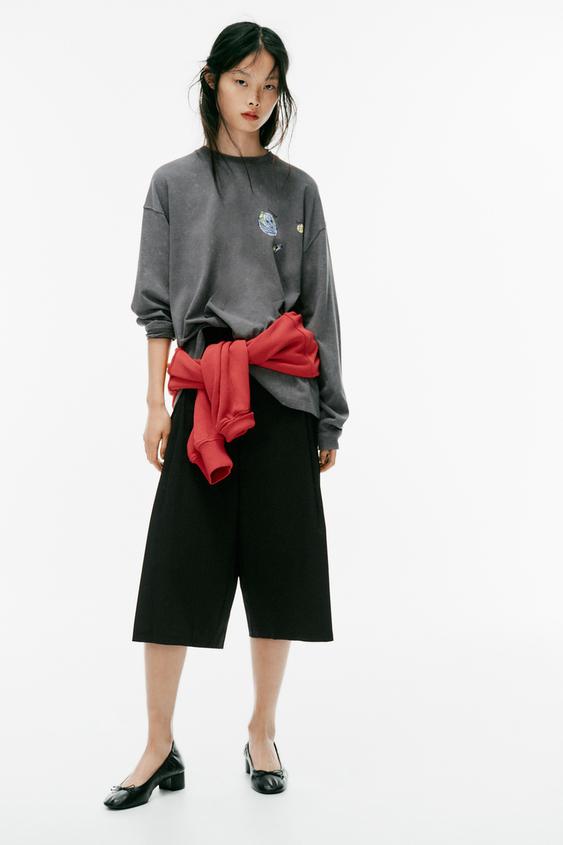 T-SHIRT LAVÉ AVEC ESTAMPILLAGE DE PLANÈTES - Charbon de Zara - Image 0