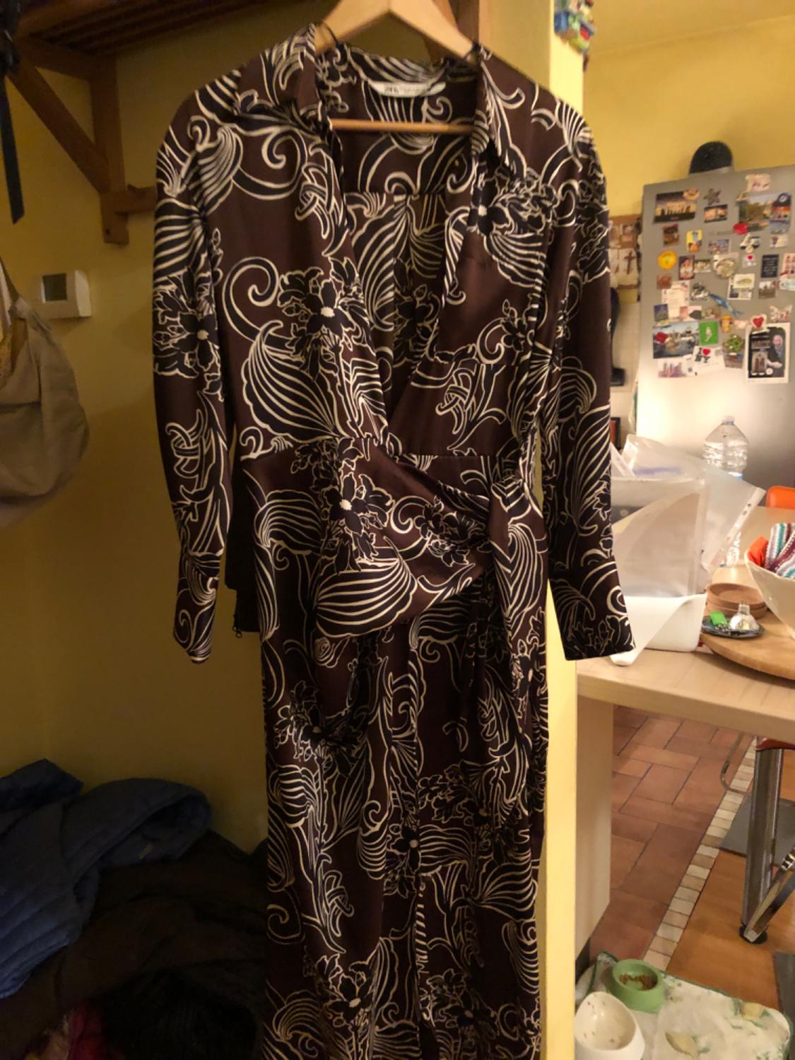 PRINTED WRAP DRESS - Image 2