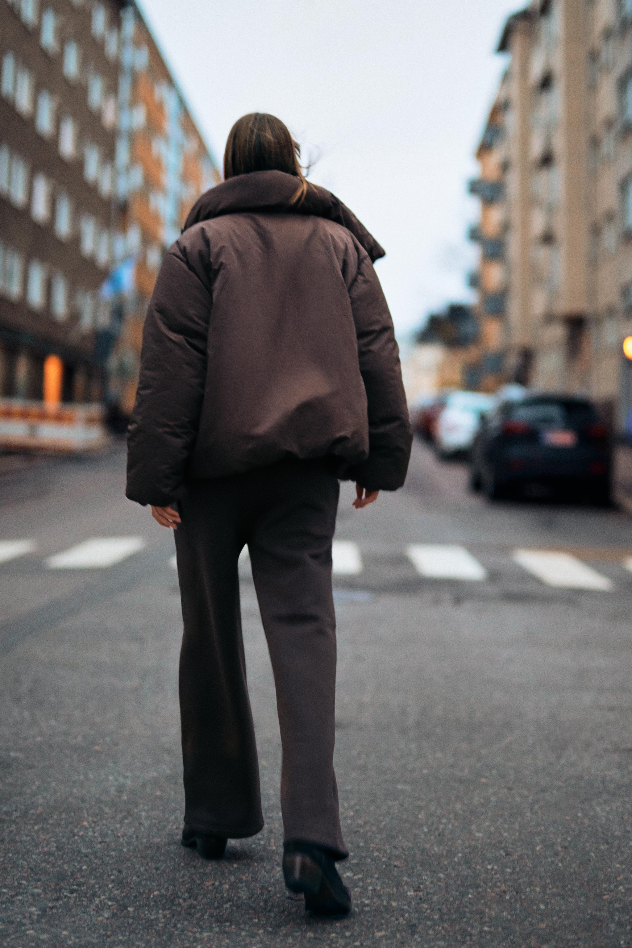 WATER AND WIND PROTECTION SHORT PUFFER ANORAK