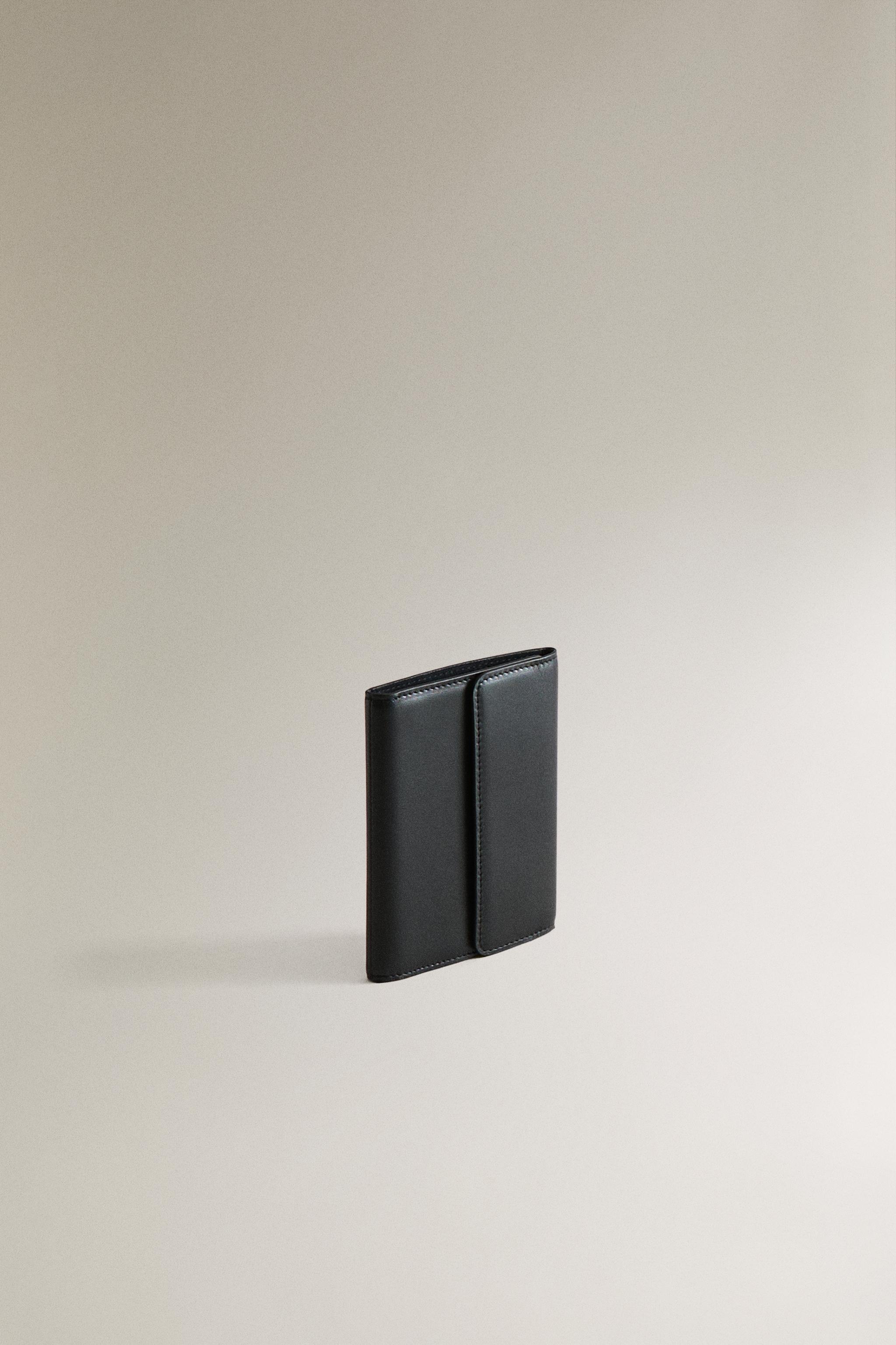 LEATHER WALLET